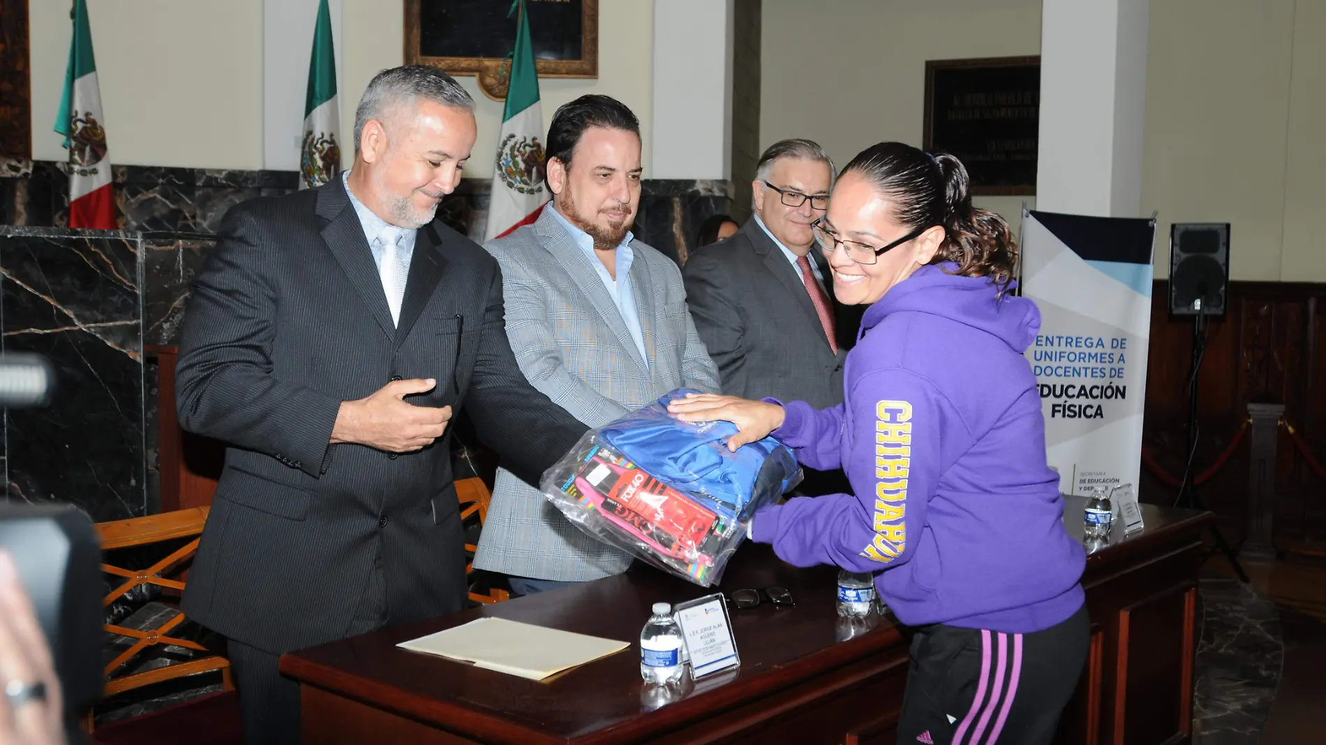 entrega de uniformes deportivos (10)